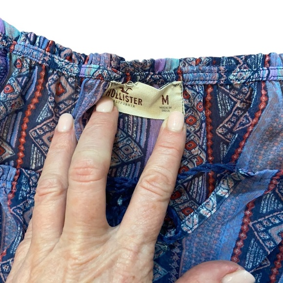 Hollister Women’s Short Sleeve Cropped Sheer Blouse Size M Aztec Print Boho Fun - Picture 7 of 12
